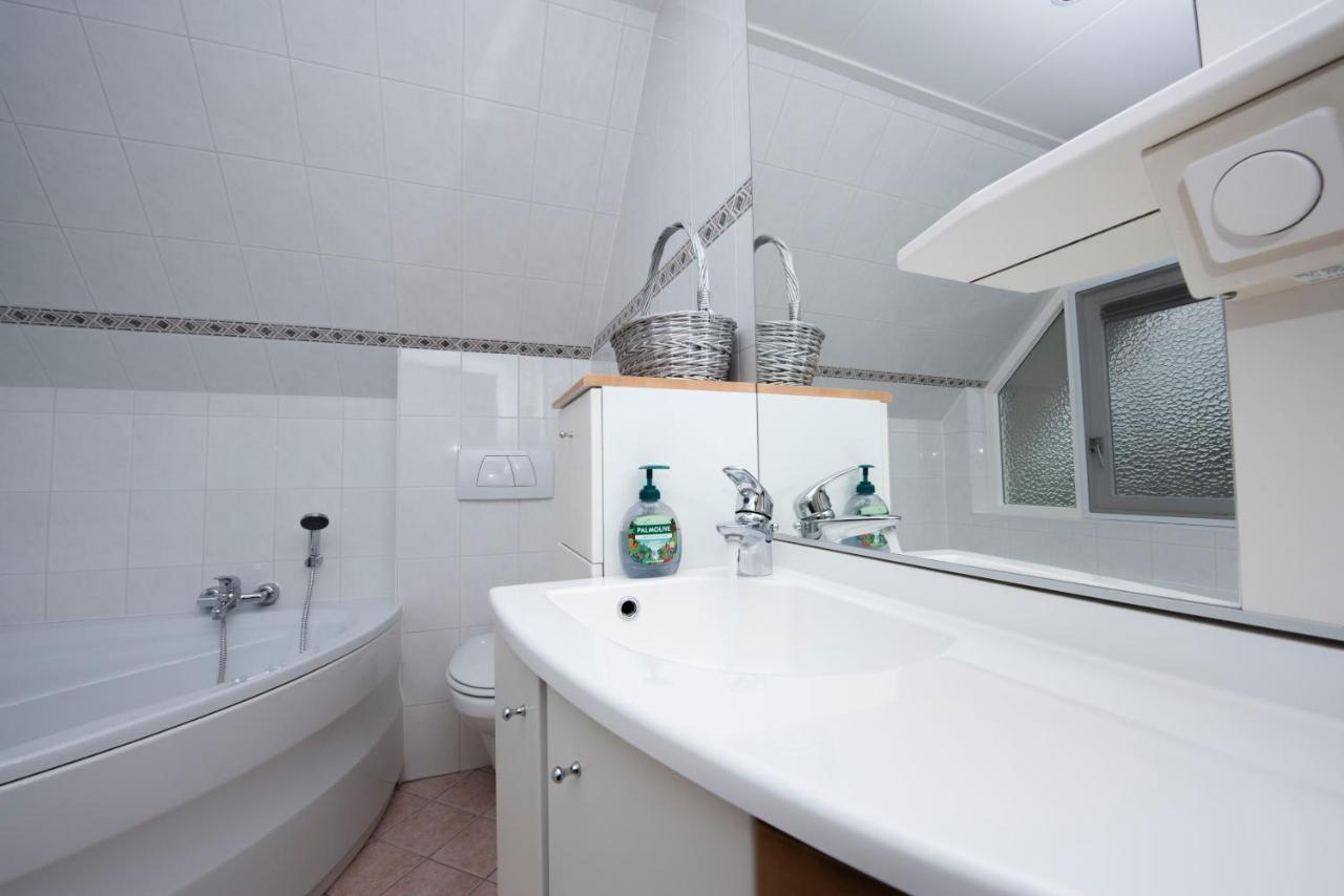 טרהרנה Vakantiehuis Bongel 1, Ter Herne מראה חיצוני תמונה